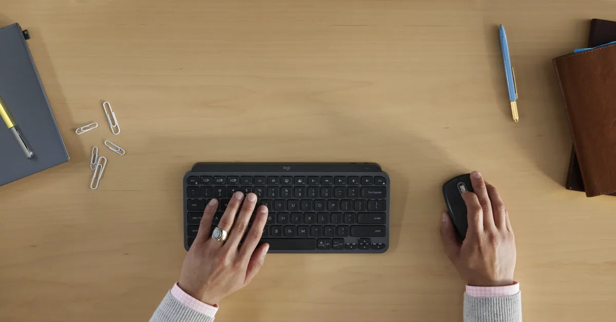 Teclado Logitech MX Keys Mini Retroiluminado Bluetooth